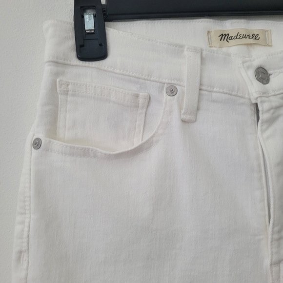 Madewell 9" High-Rise Skinny Crop Jeans in Pure White  Knee-Rip Edition Size 27 - Picture 4 of 16